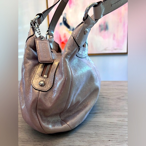 Coach Lynn SOHO Champagne Gold Leather Hobo Bag - Picture 3 of 9